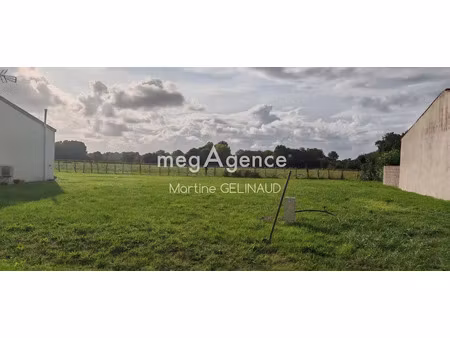 vente terrain 587 m² à montpellier-de-médillan (17260)  32 000 €