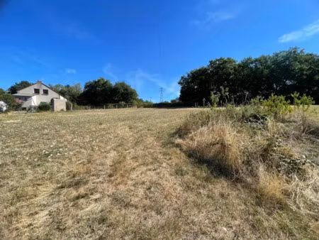 vente terrain à batir 1403 m² à montluçon (03100)  42 500 €