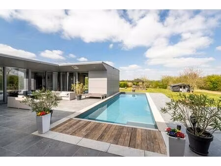 bien d'exception à braives