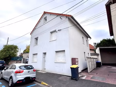 immeuble à livry gargan de 239m2 composé de 4 logements :