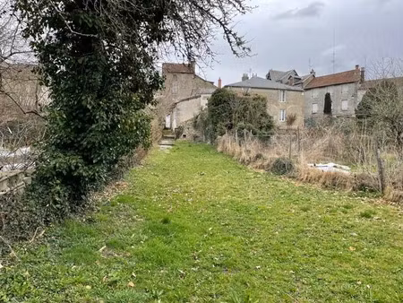 vente immeuble à bourganeuf (23400)  59 920 €