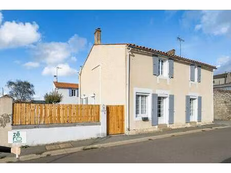 vente maison à saint-cyr-en-talmondais (85540) : à vendre / 120m² saint-cyr-en-talmondais