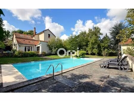 maison grigny 239 m² t-7 à vendre  675 000 €