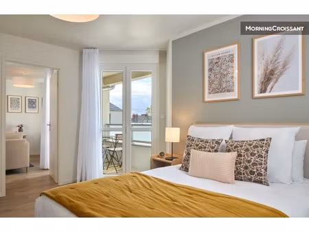 location meublée appartement 2 pièces 40 m² à saumur (49400)  1 500 €