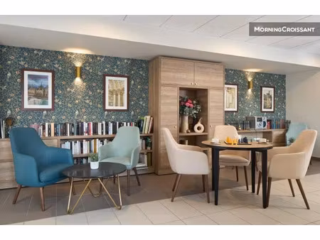 location meublée appartement 1 pièce 30 m² à saumur (49400)  1 344 €