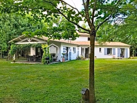 pavillon 5 chambres au milieu de la nature