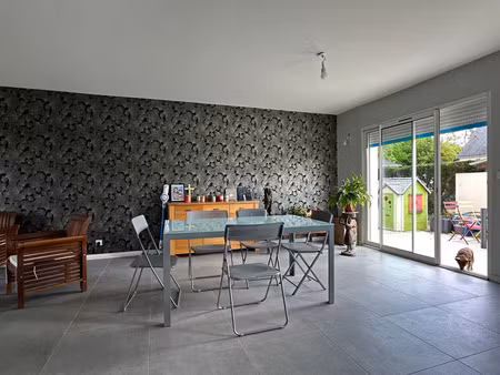 maison à vendre de 4 chambres  115m² de 2005 pièces vivy (49680)