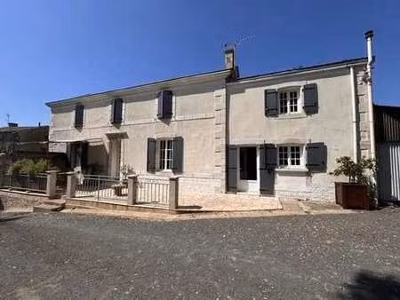 vente maison à saint-pompain (79160) : à vendre / 168m² saint-pompain
