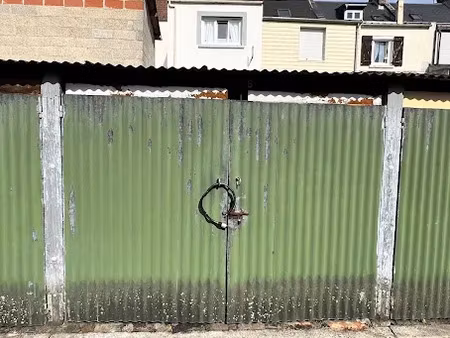 location parking 1 m² à amiens (80000)  65 €