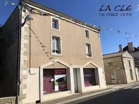 vente immeuble à benet (85490) : à vendre / 620m² benet