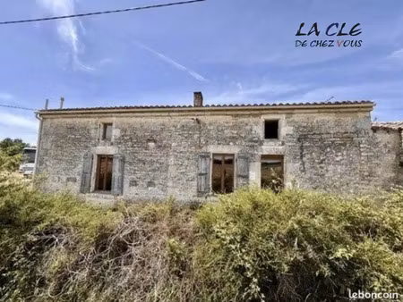 vente maison à benet (85490) : à vendre / 150m² benet