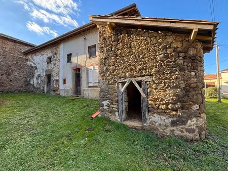 vente maison 2 pièces 134 m² à rochechouart (87600)  30 000 €