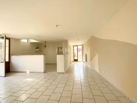 vente maison 5 pièces 110 m² à beauvais-sur-matha (17490)  139 100 €