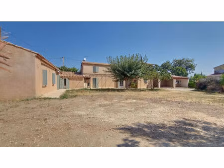 vente maison 9 pièces 243 m² saint-martin-de-crau (13310)