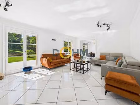 maison de luxe à vendre à fraisses : 699 000 € | 196m²