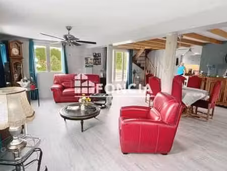 vente maison à viessoix (14410) : à vendre / 104m² viessoix