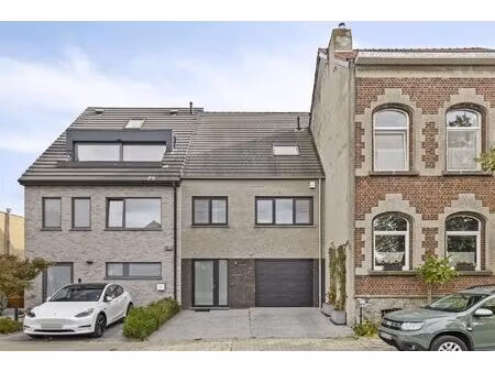 in optie! instapklare ben-woning te relegem