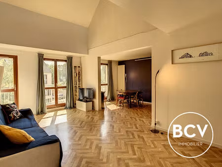 chartres - duplex meublé de 100 m² avec 3 chambres - balcon et parking