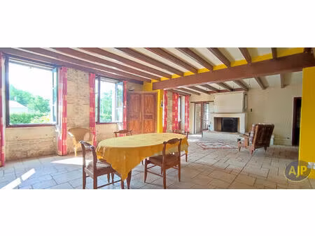vente maison 7 pièces 236 m² montendre (17130)