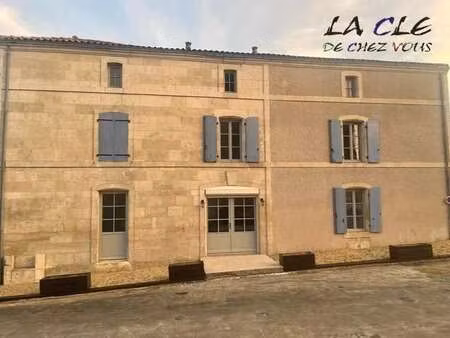 vente maison à béceleuf (79160) : à vendre / 198m² béceleuf