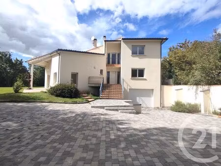 maison à louer - 6 pièces - 231 m2 - aureville - 31 - midi-pyrenees
