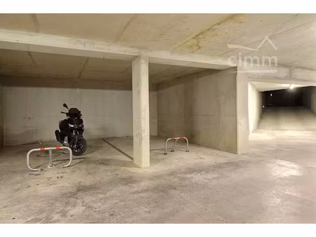 vente garage 13 m² montpellier (34070)