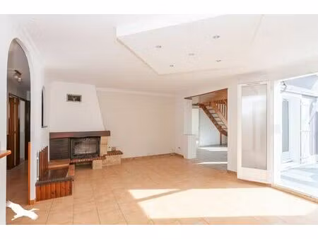 vente maison 5 pièces 112 m² corneilhan (34490)