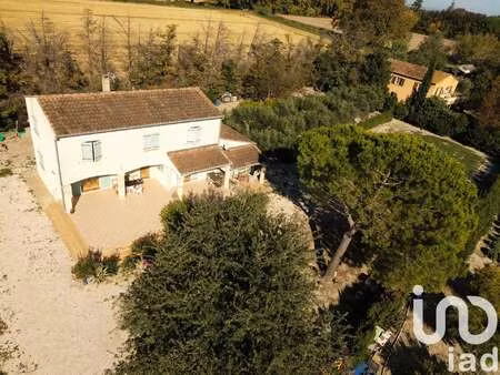 vente maison à arles (13104) : à vendre / 139m² arles