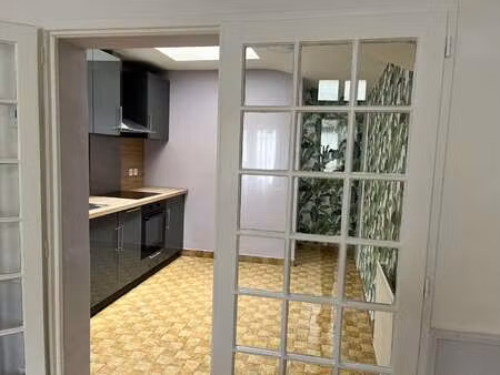 location maison à saumur (49400) : à louer / 61m² saumur