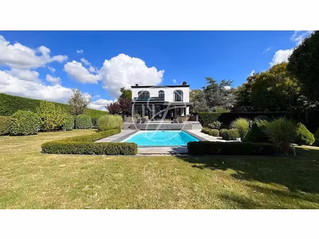 vente maison 9 pièces 245.55 m² à quesnoy-sur-deûle (59890)  1 120 000 €