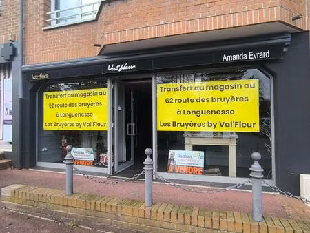 vente commerce 3 pièces 130 m² longuenesse (62219)