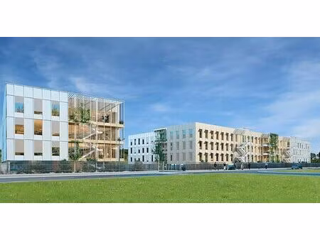 location bureau le haillan 624 m²