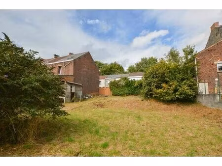 delfimmo - magnifique terrain a batir expose sud !