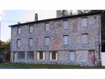 bâtiment avec 4 appartements - secteur thiers - proche sortiea89 – la monnerie (63650)