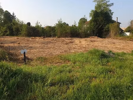 vente terrain 715 m² à courtisols (51460)  34 320 €