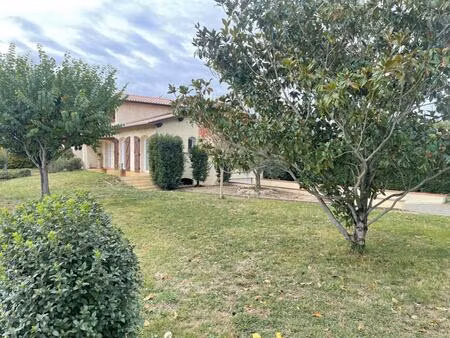 location maison 4 pièces 155 m² à fenouillet (31150)