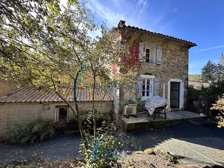 maison en pierre + remise + garage sur 2560 m2 de terrain
