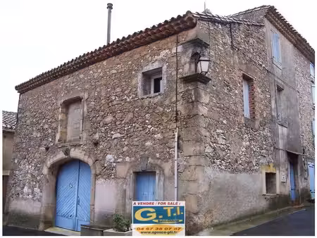 maison de village - 74m ²