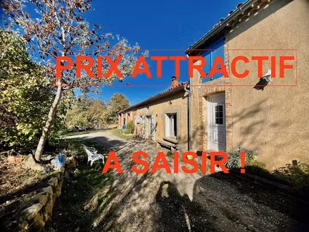 opportunite pour cette ferme lauragaise avec dépendances et grand terrain !