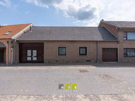 appartement te koop in bree met 1 slaapkamer