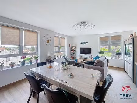 appartement te koop in couillet met 2 slaapkamers