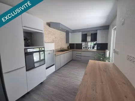 maison contemporaine avec appartement indépendant offrant un véritable complément de reven