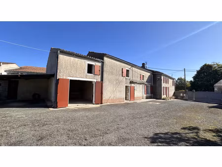 maison de village 103 m²