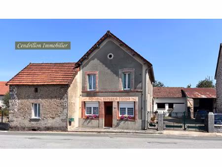 maison au coeur d'un hameau calme  145m2 habitables  avec 4c