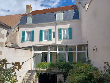 maison de caractère de 1829  8 pièces  centre historique de