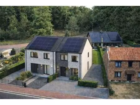 ? bouwgrond met zwembad & poolhouse in zutendaal ?