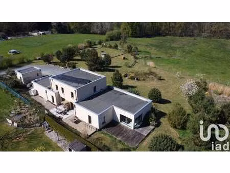 vente demeure d'exception piscine à plesder (35720) : à vendre piscine / 276m² plesder