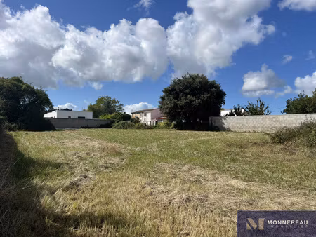 terrain constructible de 1513 m2