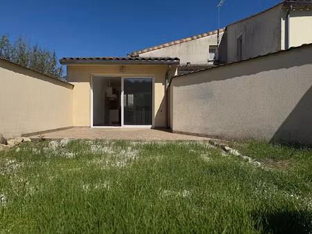 vente maison 4 pièces 75 m² à blaye (33390)  139 000 €