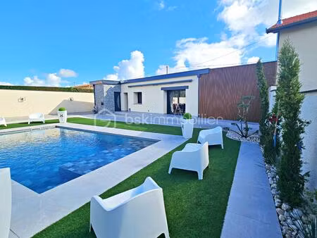 maison contemporaine de 255 m² à ouches